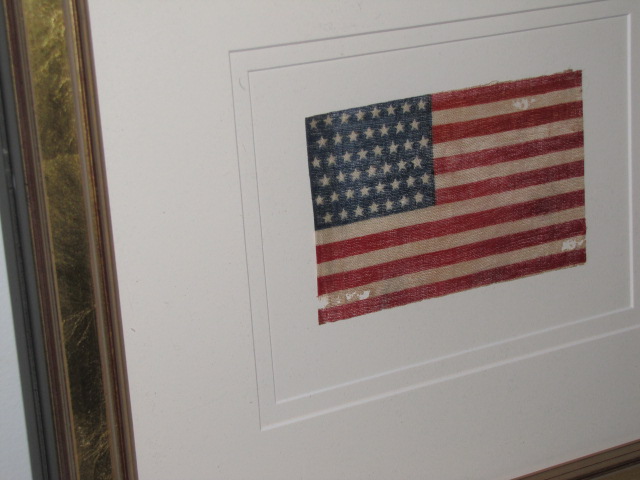 ANTIQUE FLAG IMAGE