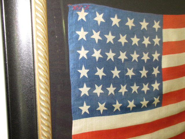 ANTIQUE STAR FLAG IMAGE